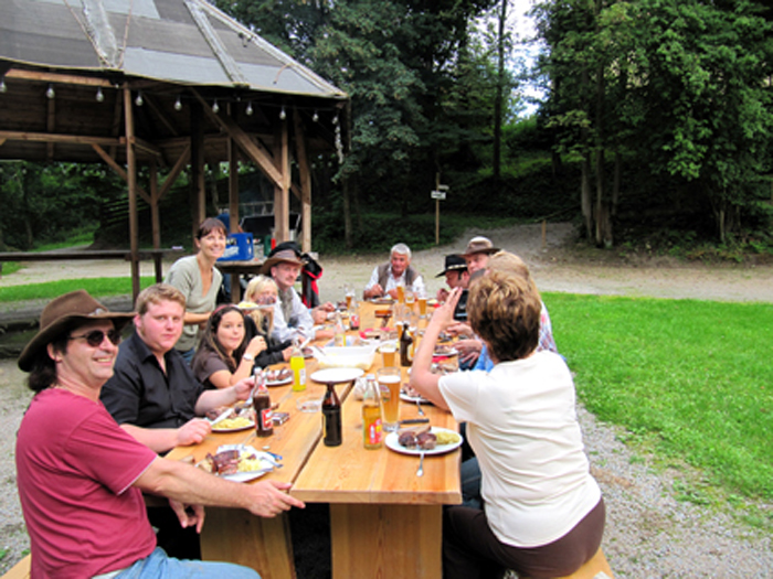 16 Es ist angerichtet